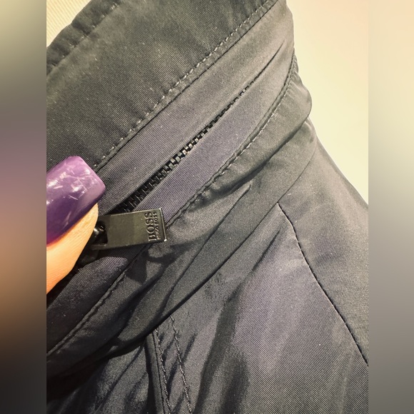 Pre-Owned authentic HUGO BOSS - Picture 7 of 15